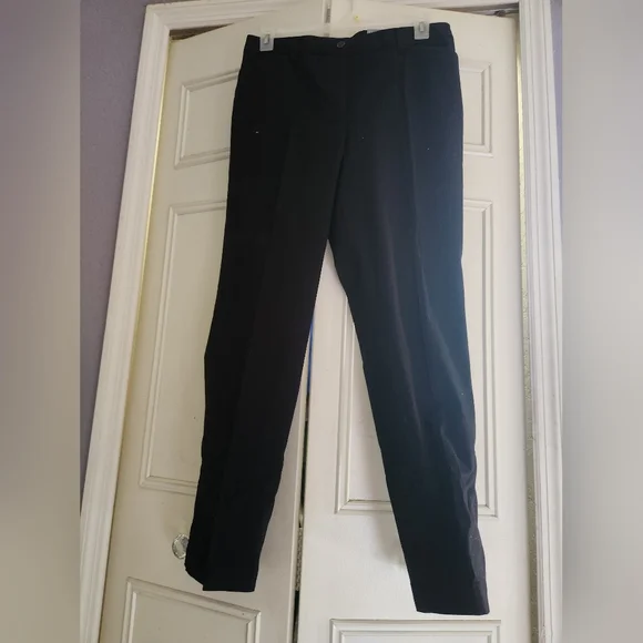 Pantalon Femme Talbots Noir Coupé Court - Taille 2 UK (6 US), Longueur 26 Pouces, Coupe Droite | Occasion Très Bon état